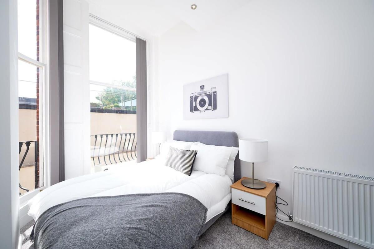 Modern 2 Bedroom Apartment In Preston Престон Екстер'єр фото